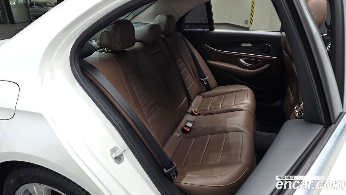 Mercedes-Benz E-Class 2017