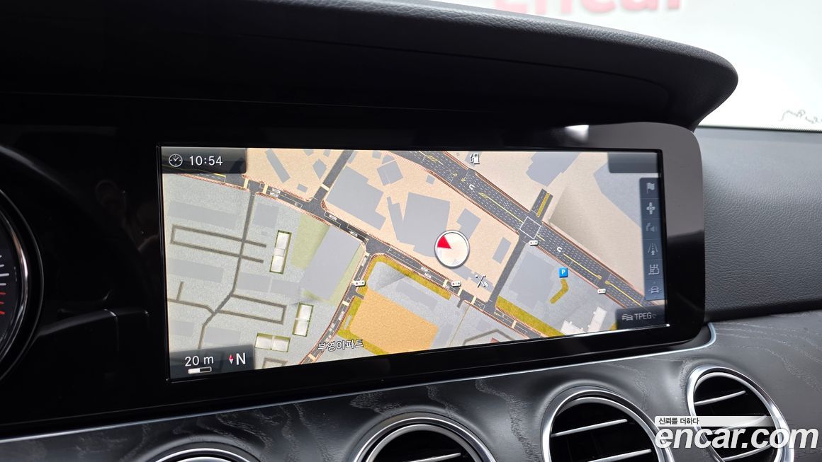 Mercedes-Benz E-Class 2017