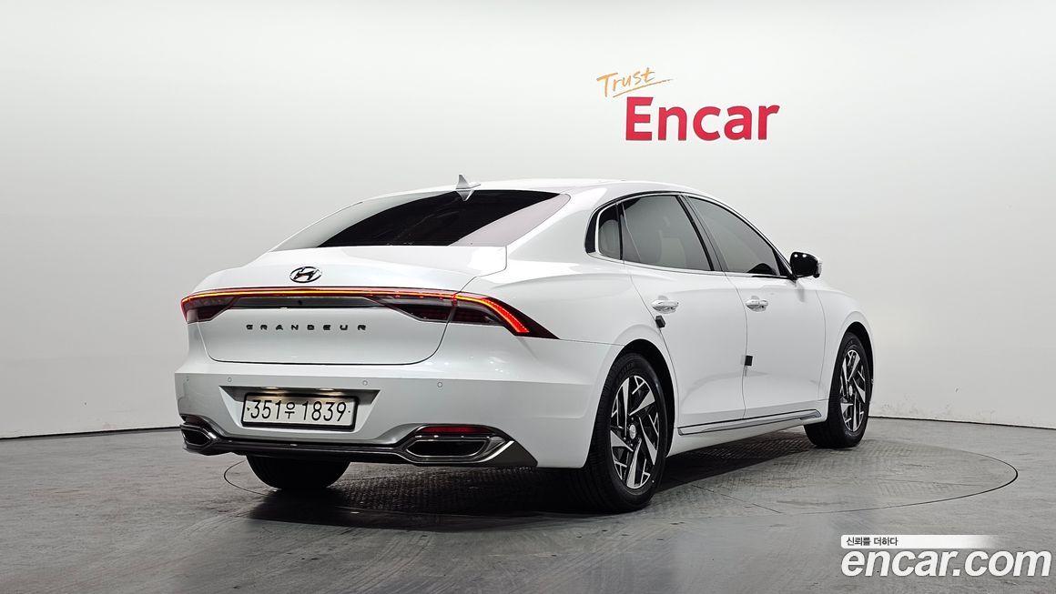 Hyundai Grandeur 2022