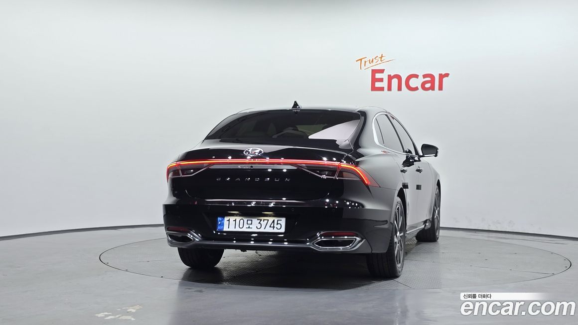 Hyundai Grandeur 2022