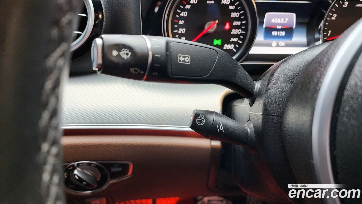 Mercedes-Benz E-Class 2020