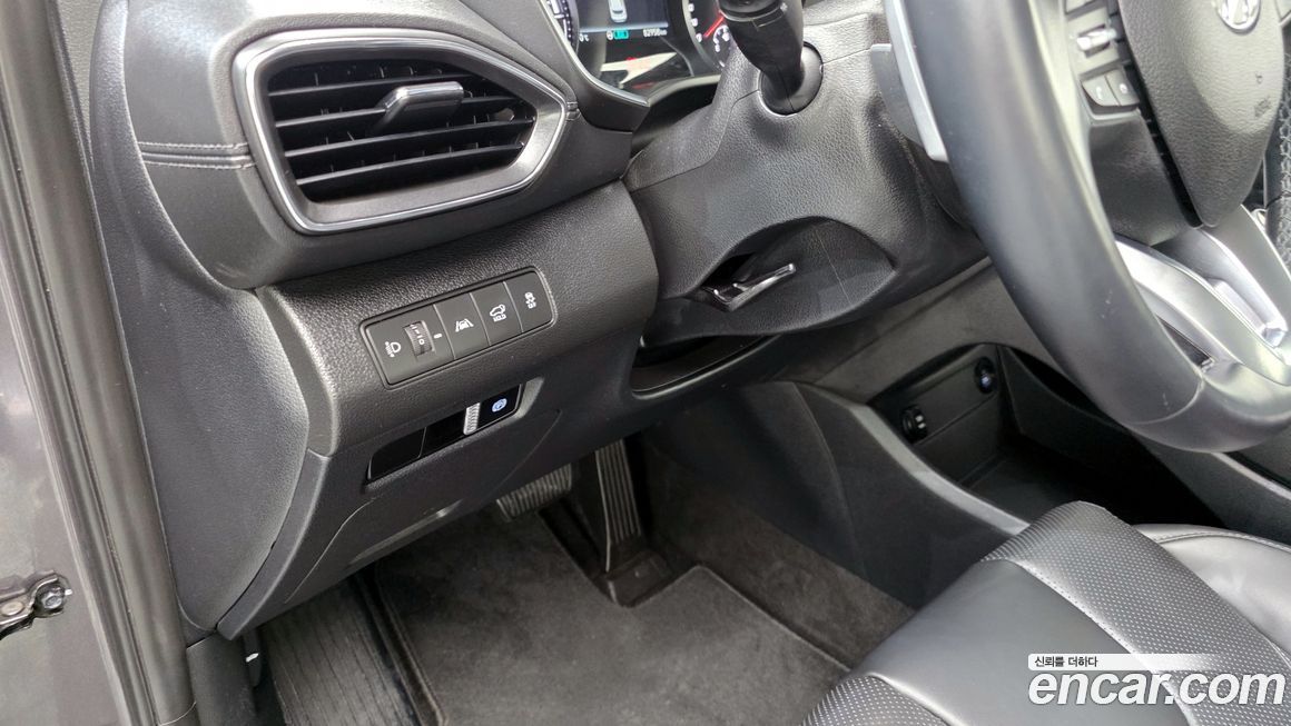 Hyundai Santafe 2022