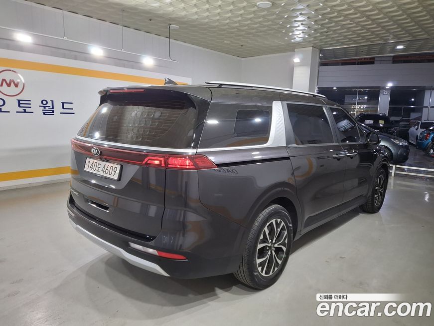 Kia Canival 2021