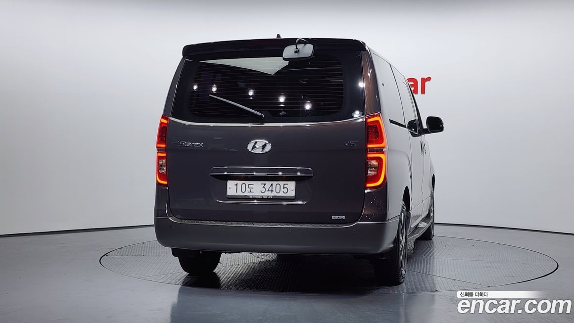 Hyundai Starex 2019