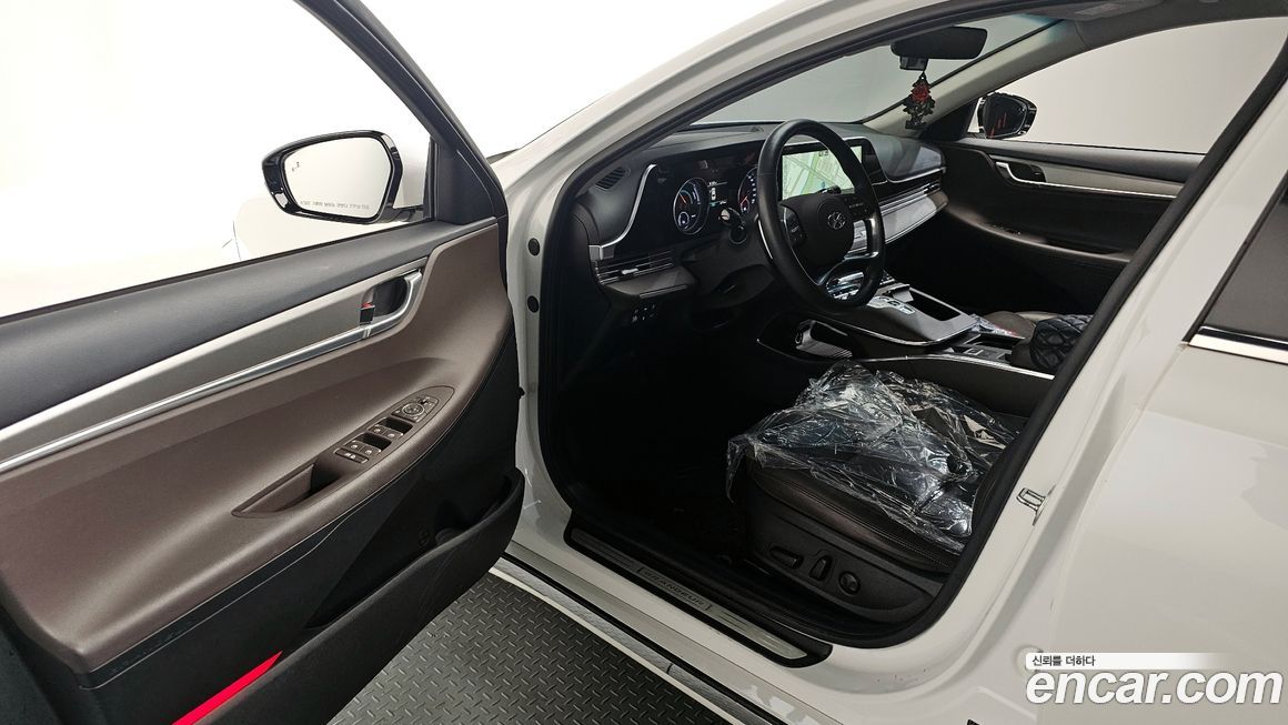 Hyundai Grandeur 2021