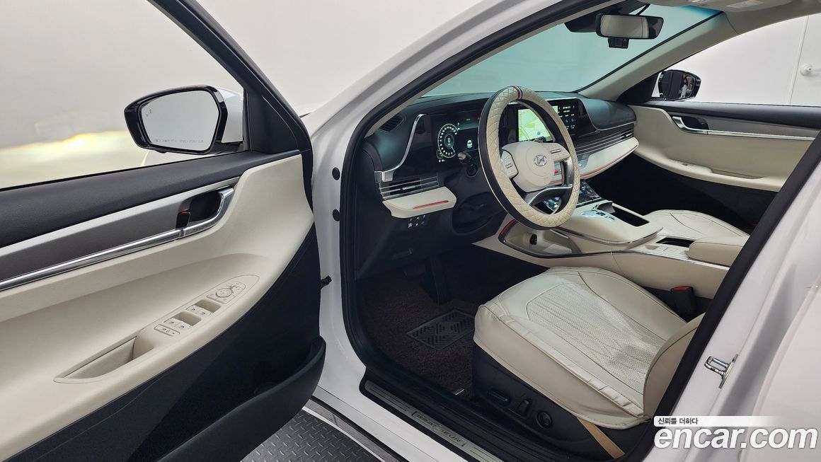 Hyundai Grandeur 2022