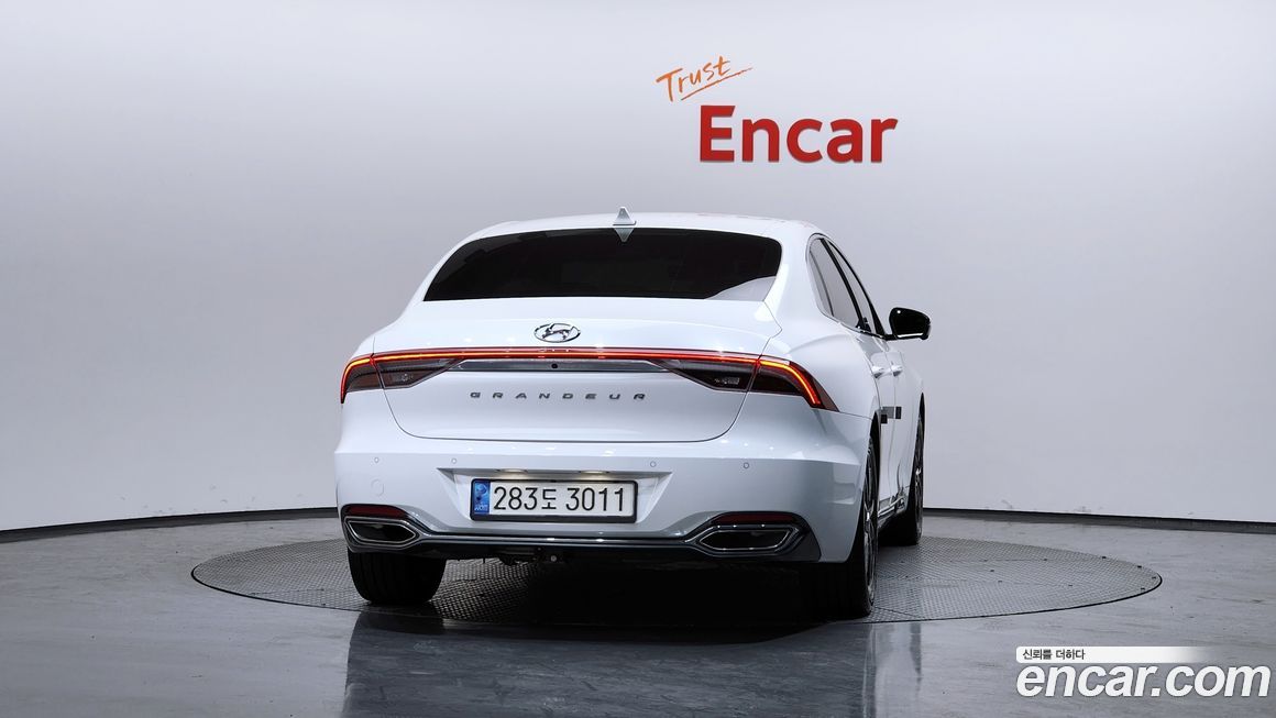 Hyundai Grandeur 2022