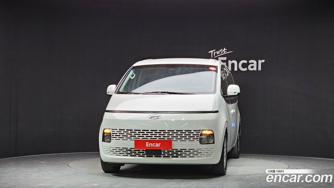 Hyundai Staria 2023