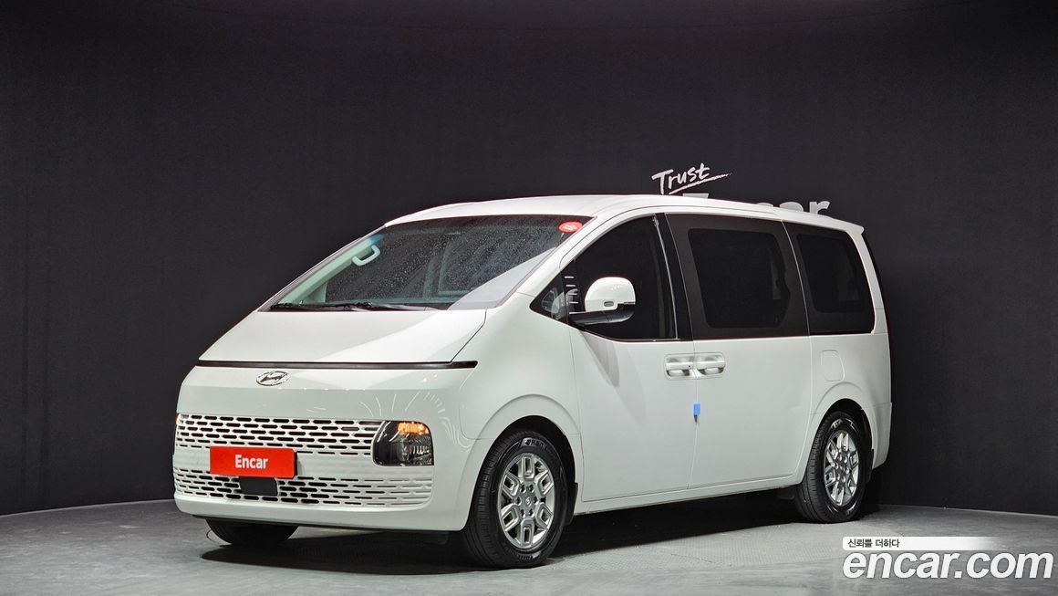 Hyundai Staria 2023