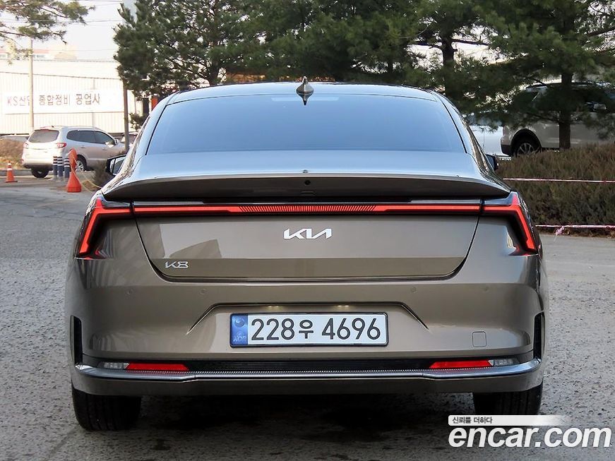 Kia K8 2025