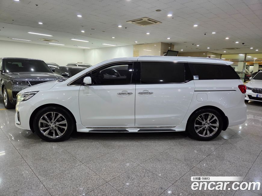 Kia Canival 2019