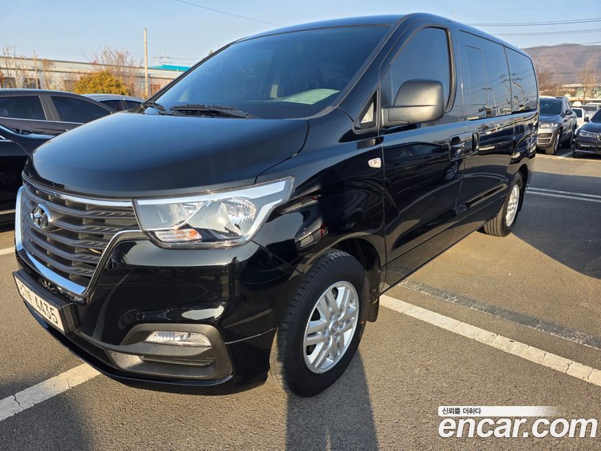 Hyundai Starex 2021