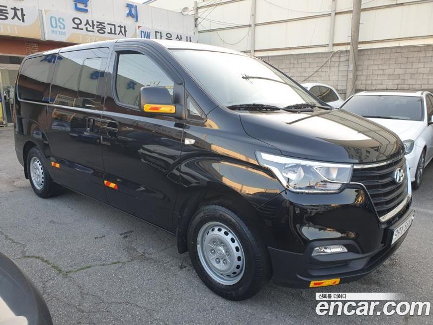 Hyundai Starex 2021
