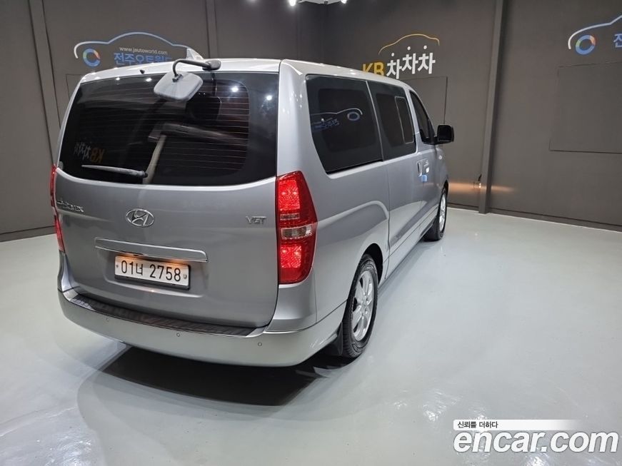 Hyundai Starex 2019