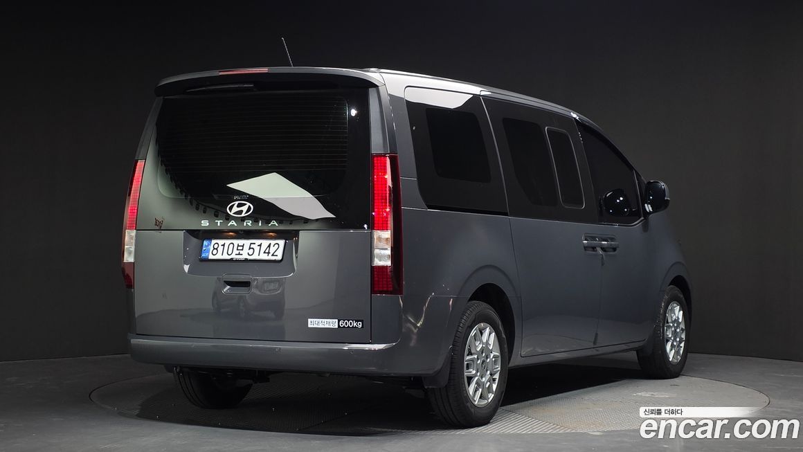 Hyundai Staria 2025