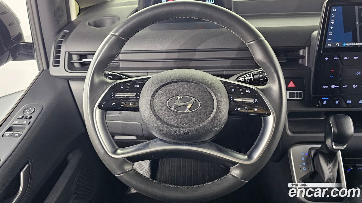 Hyundai Staria 2022