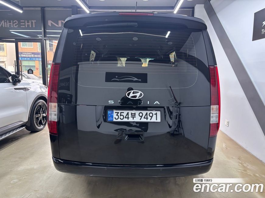 Hyundai Staria 2025