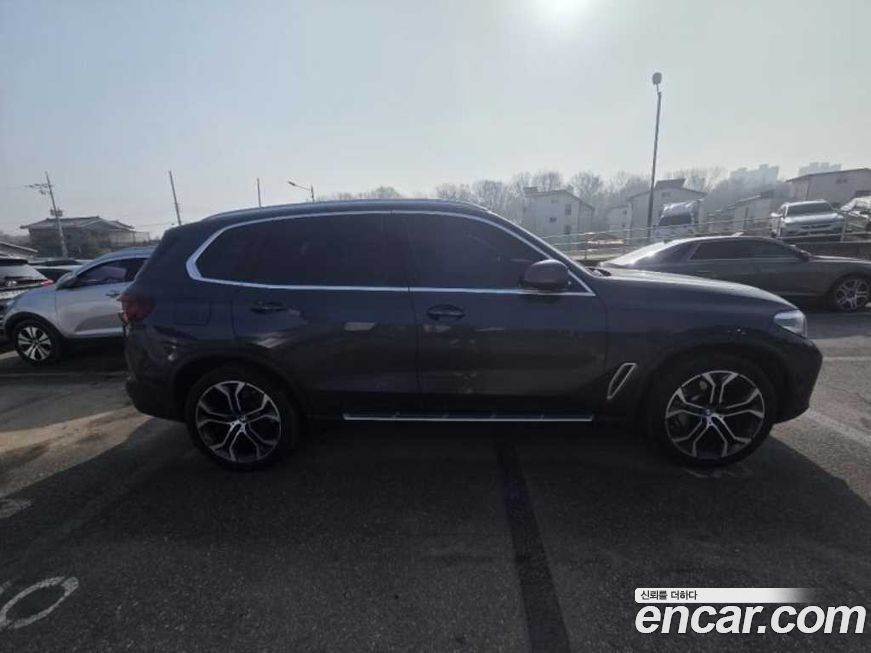 BMW X5 2021