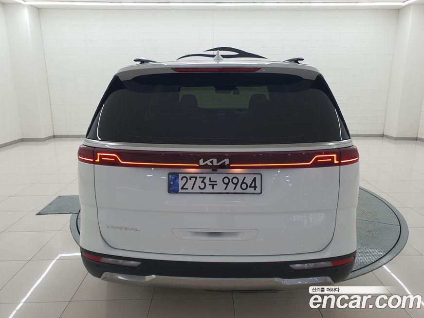 Kia Canival 2023