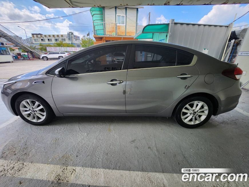 Kia K3 2016