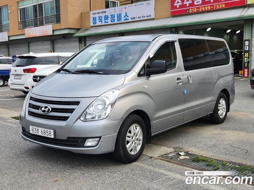 Hyundai Starex 2016