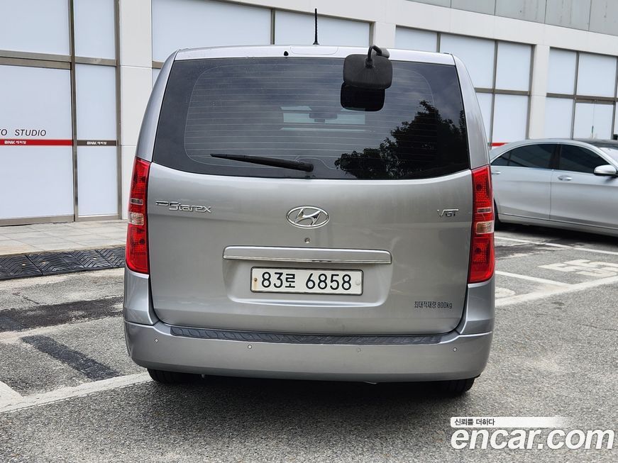 Hyundai Starex 2016