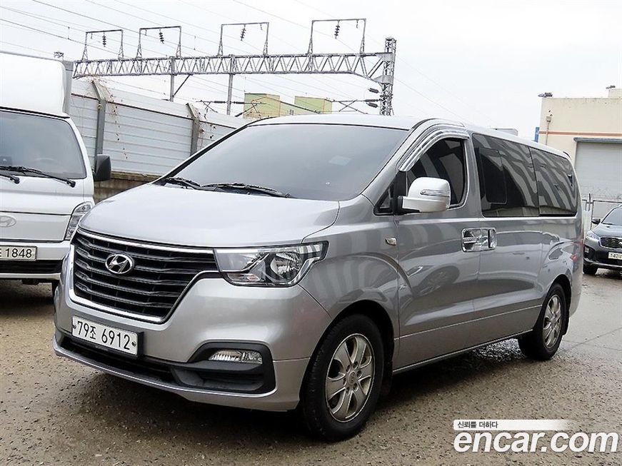 Hyundai Starex 2018