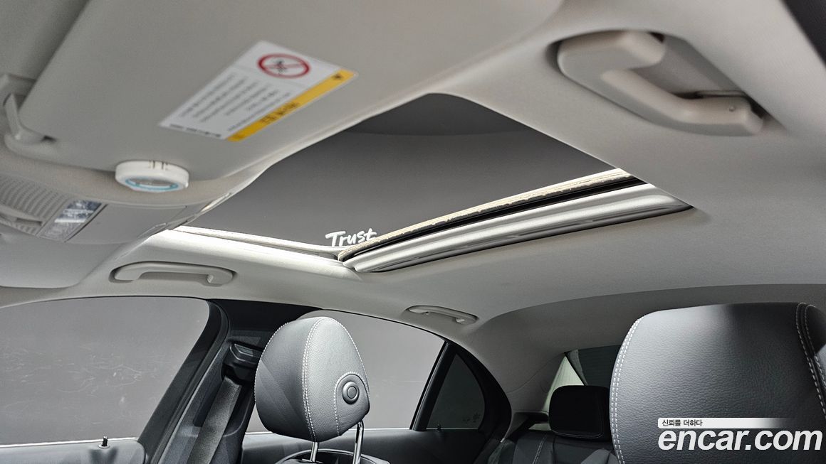 Mercedes-Benz E-Class 2019