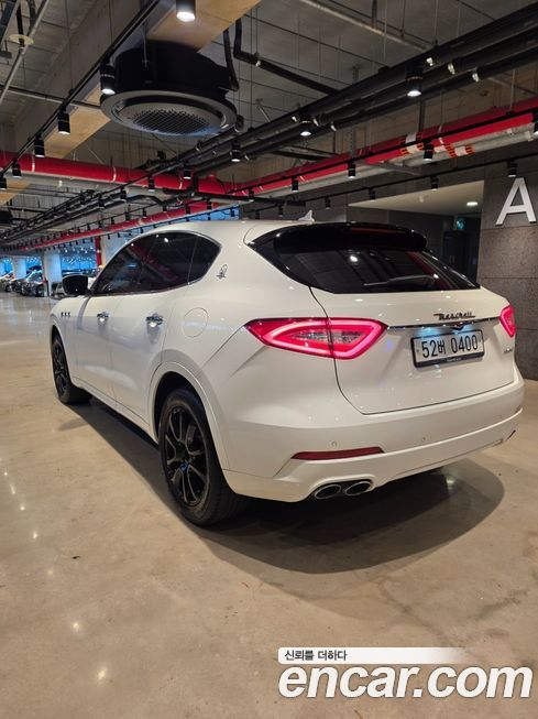 Maserati Levante 2017