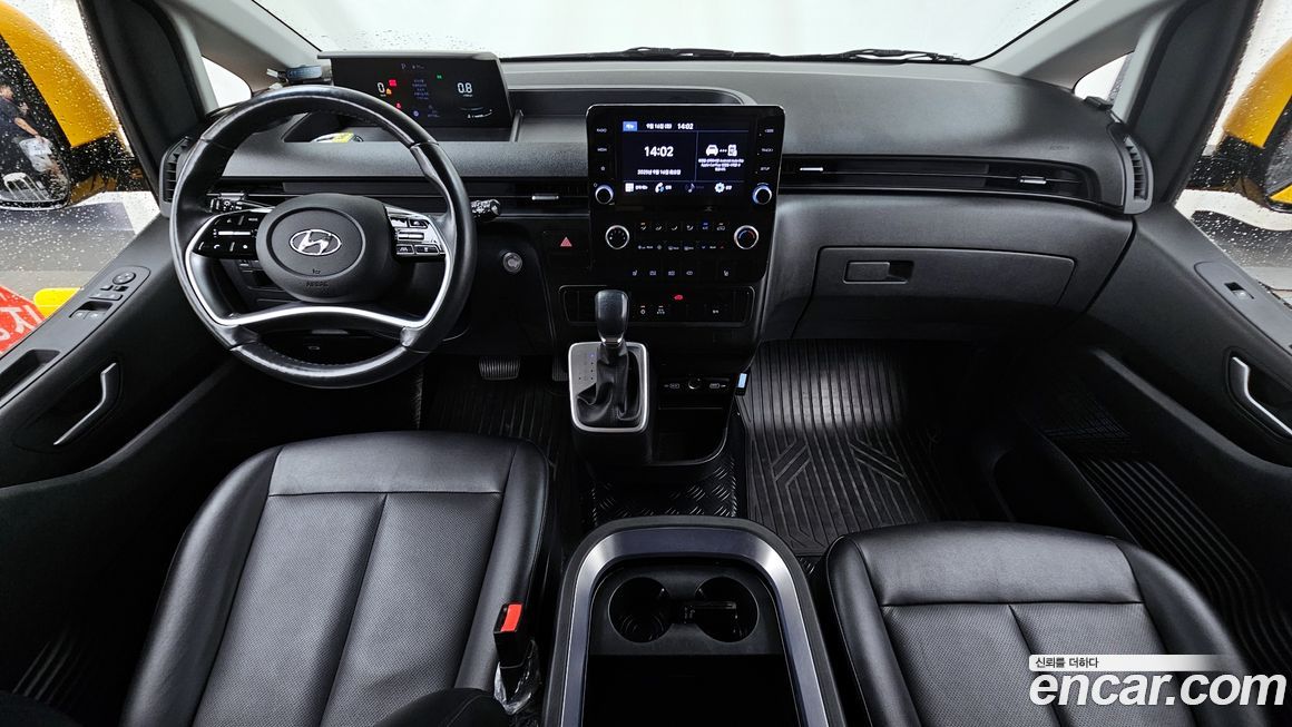 Hyundai Staria 2023