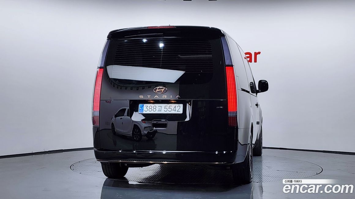 Hyundai Staria 2024
