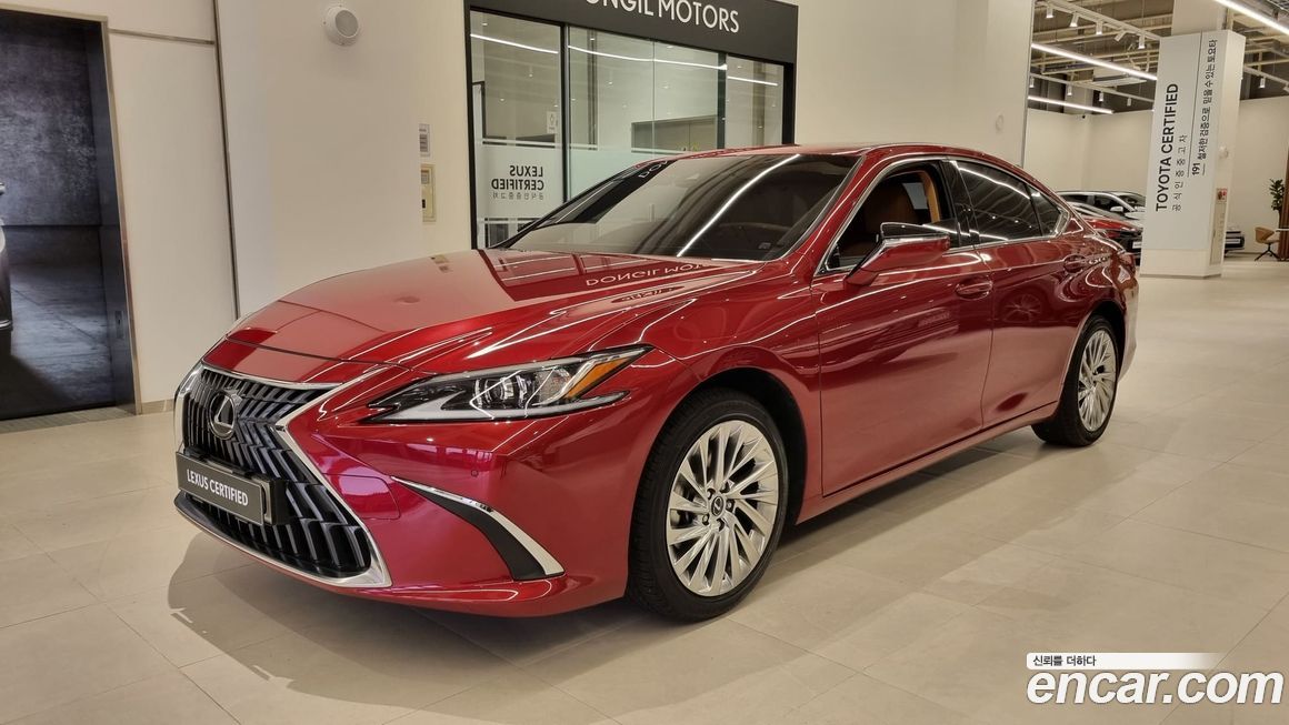 Lexus ES 2023
