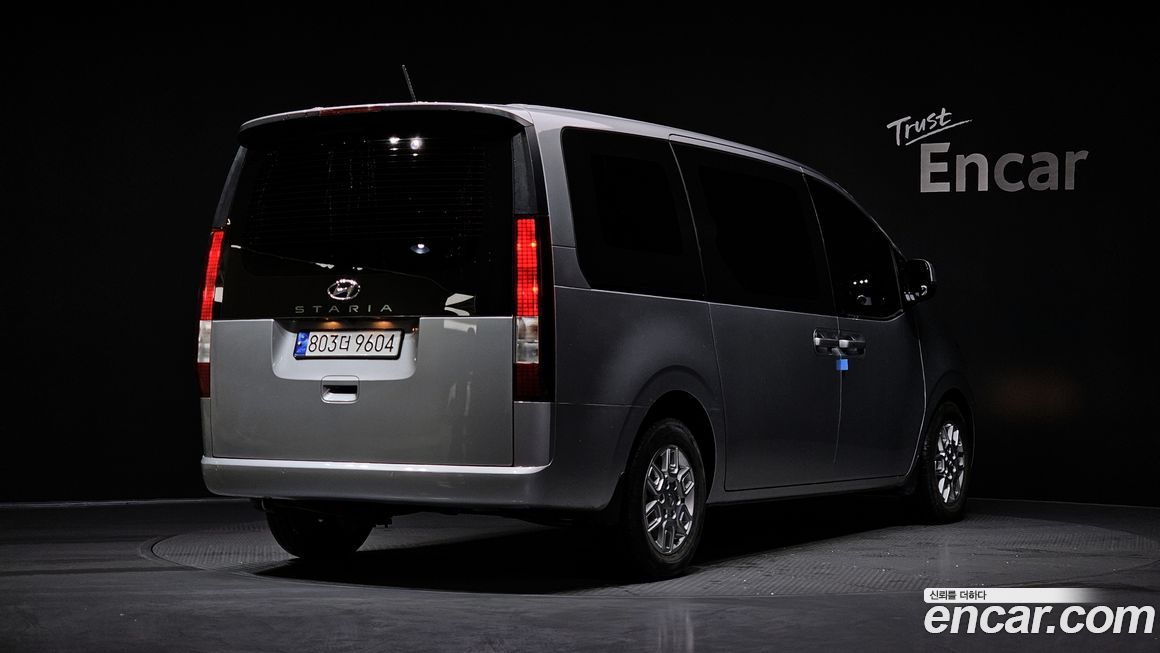 Hyundai Staria 2023