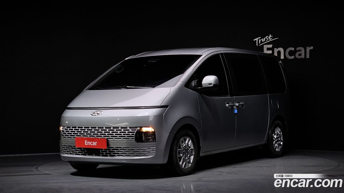 Hyundai Staria 2023