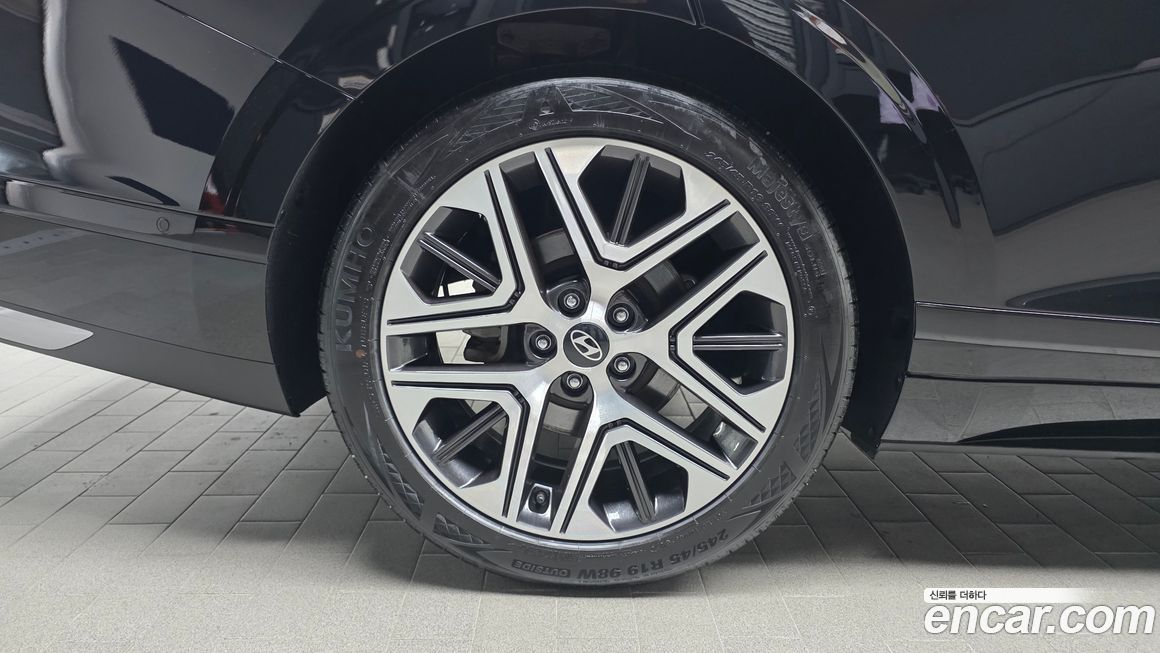 Hyundai Grandeur 2024