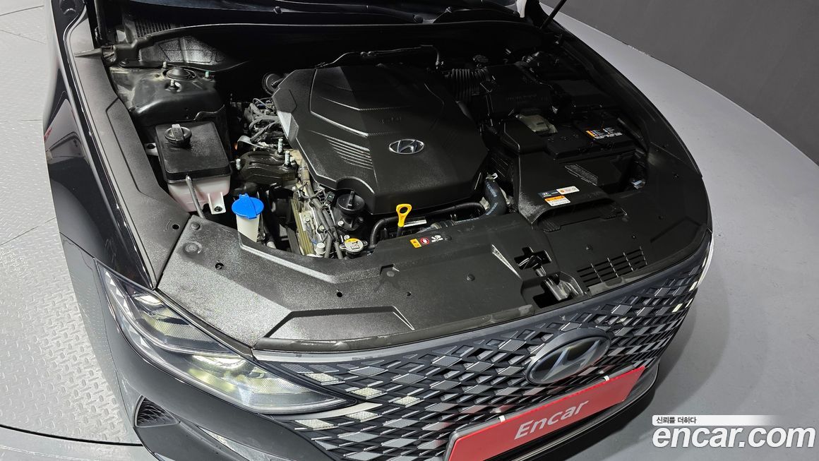 Hyundai Grandeur 2022