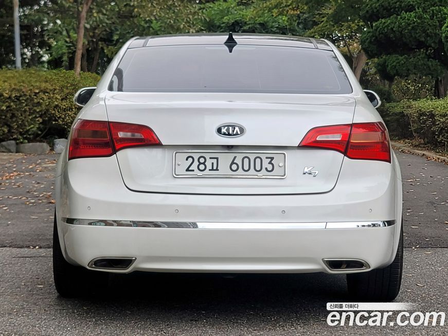 Kia K7 2011