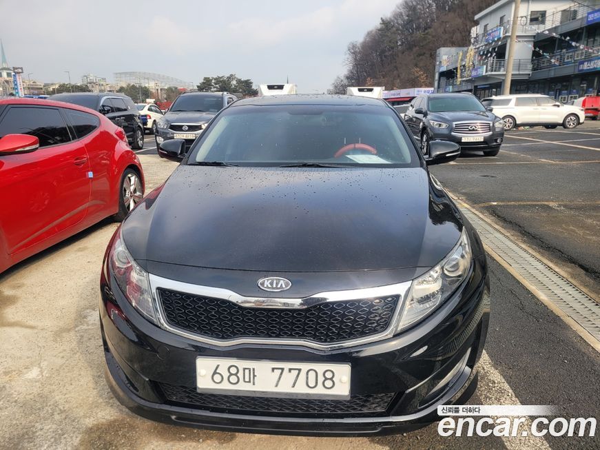 Kia K5 2011