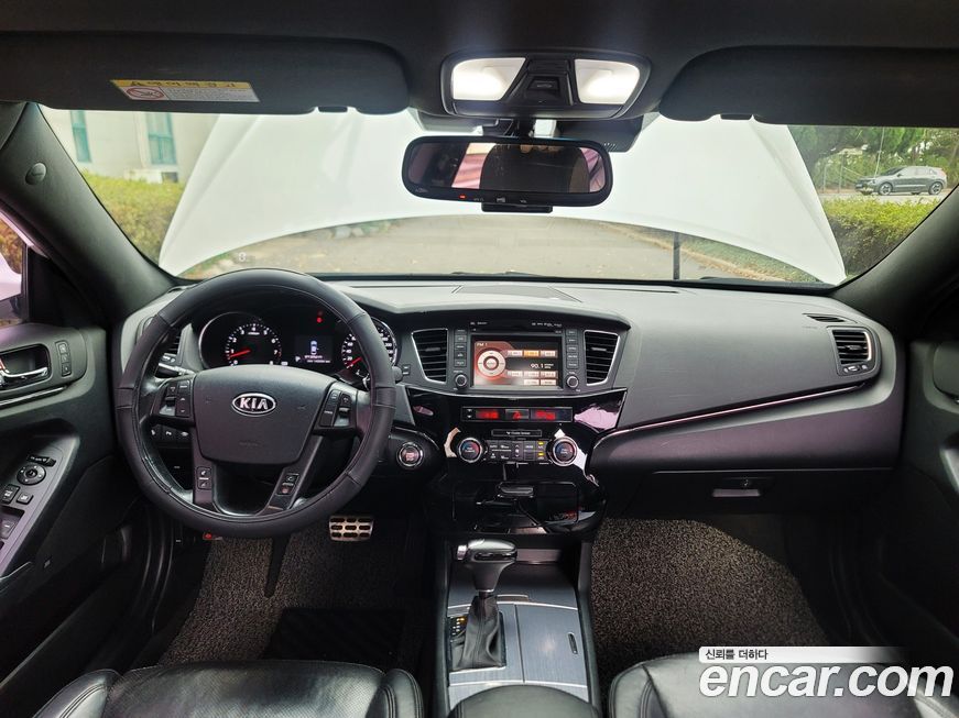 Kia K7 2011