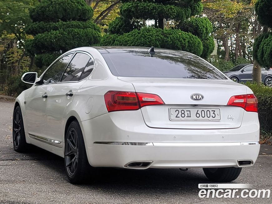 Kia K7 2011