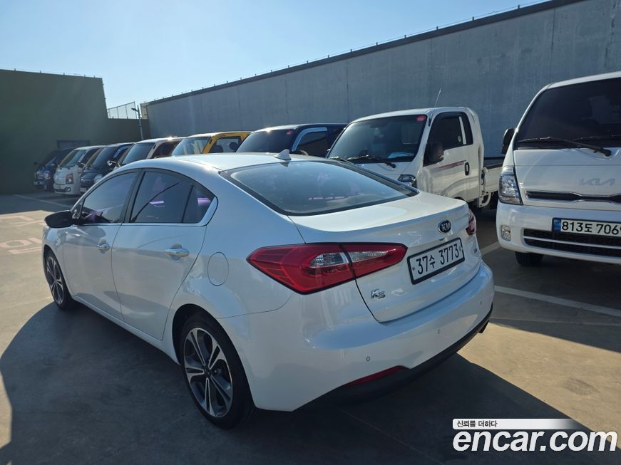 Kia K3 2013