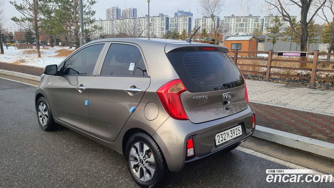 Kia morning 2016