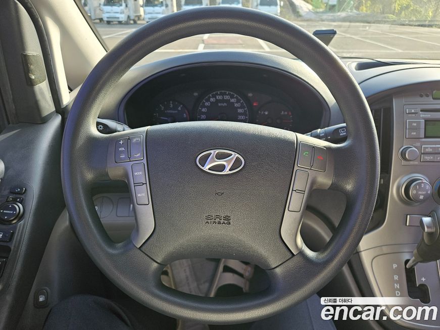 Hyundai Starex 2012