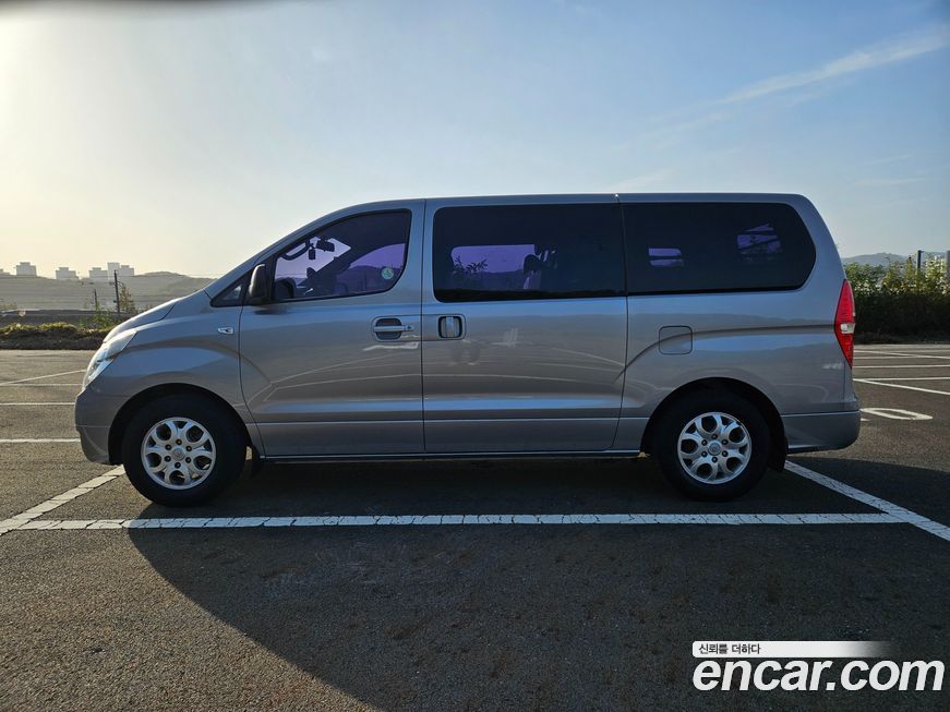 Hyundai Starex 2012