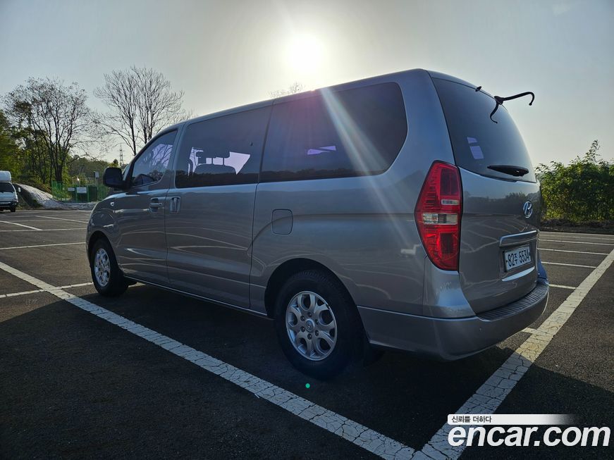 Hyundai Starex 2012