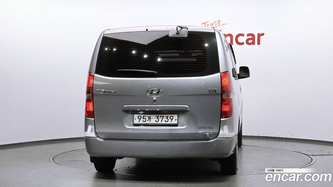 Hyundai Starex 2013