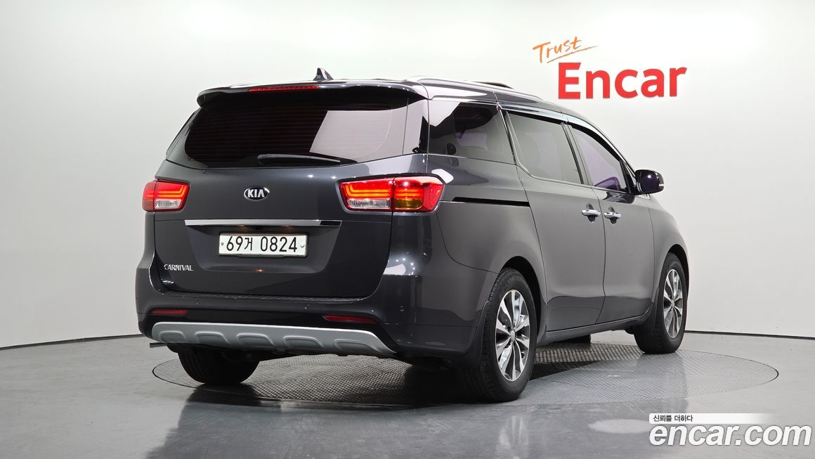 Kia Canival 2016