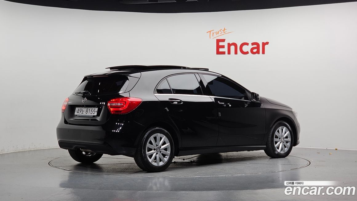 Mercedes-Benz A-Class 2015