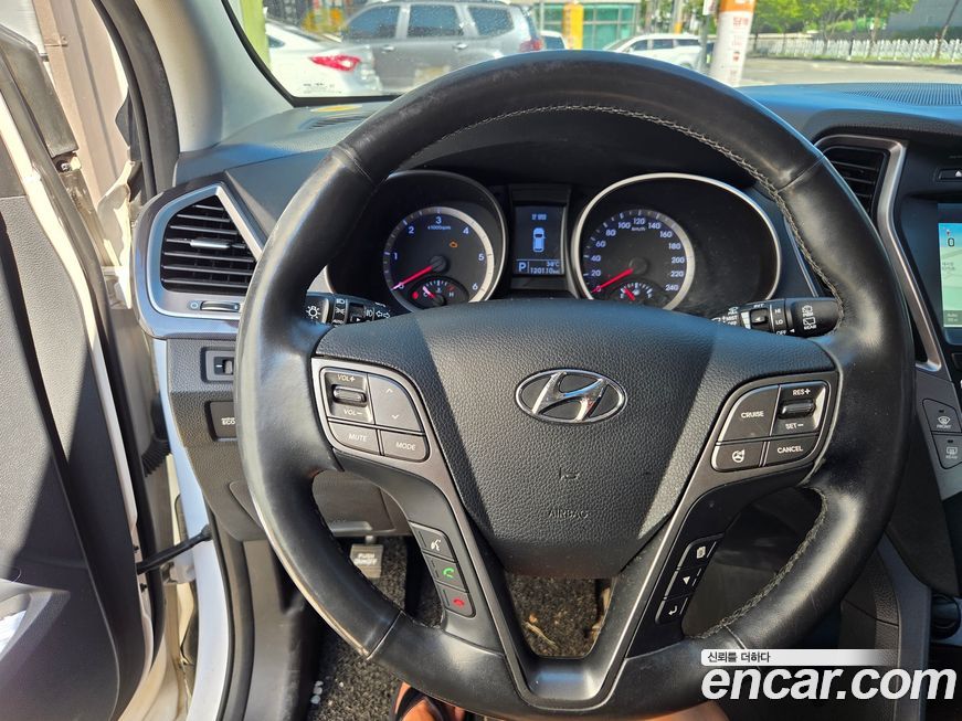 Hyundai Santafe 2015