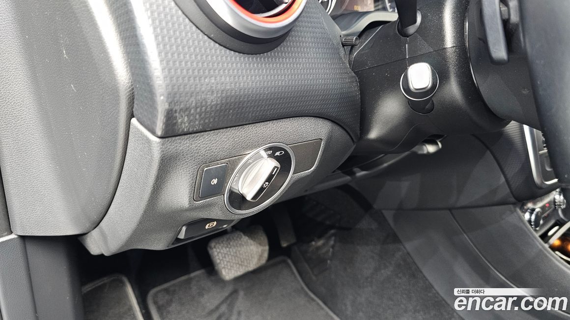 Mercedes-Benz A-Class 2015